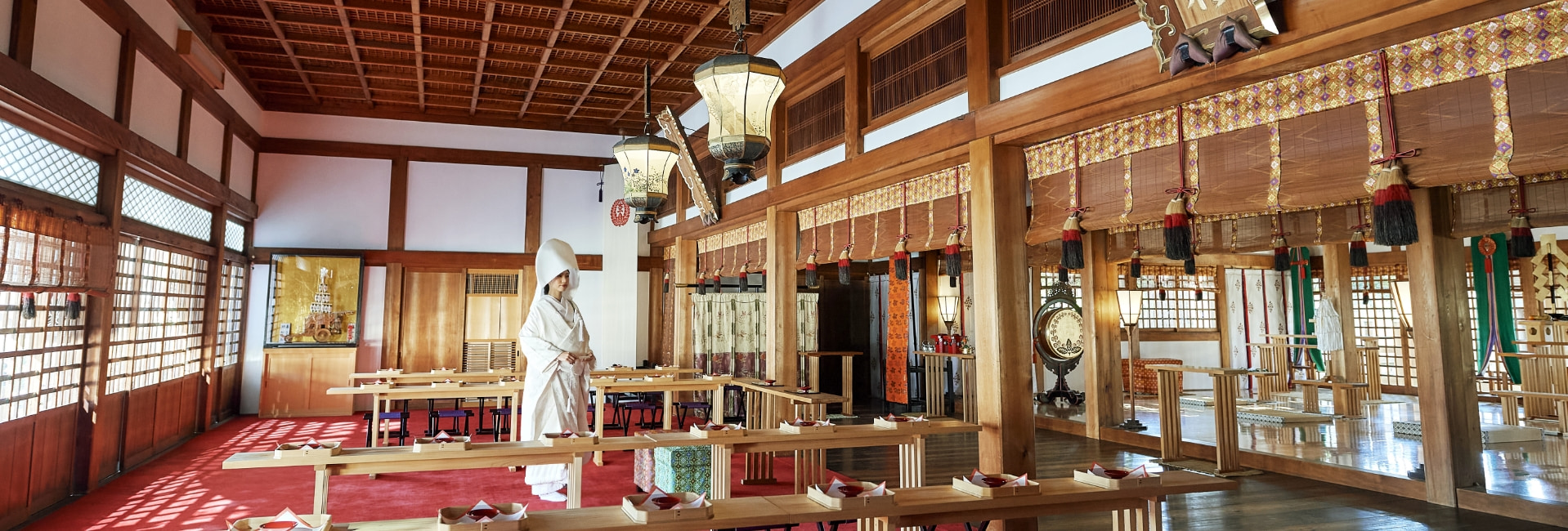 春日神社の神前式のPC用メイン画像